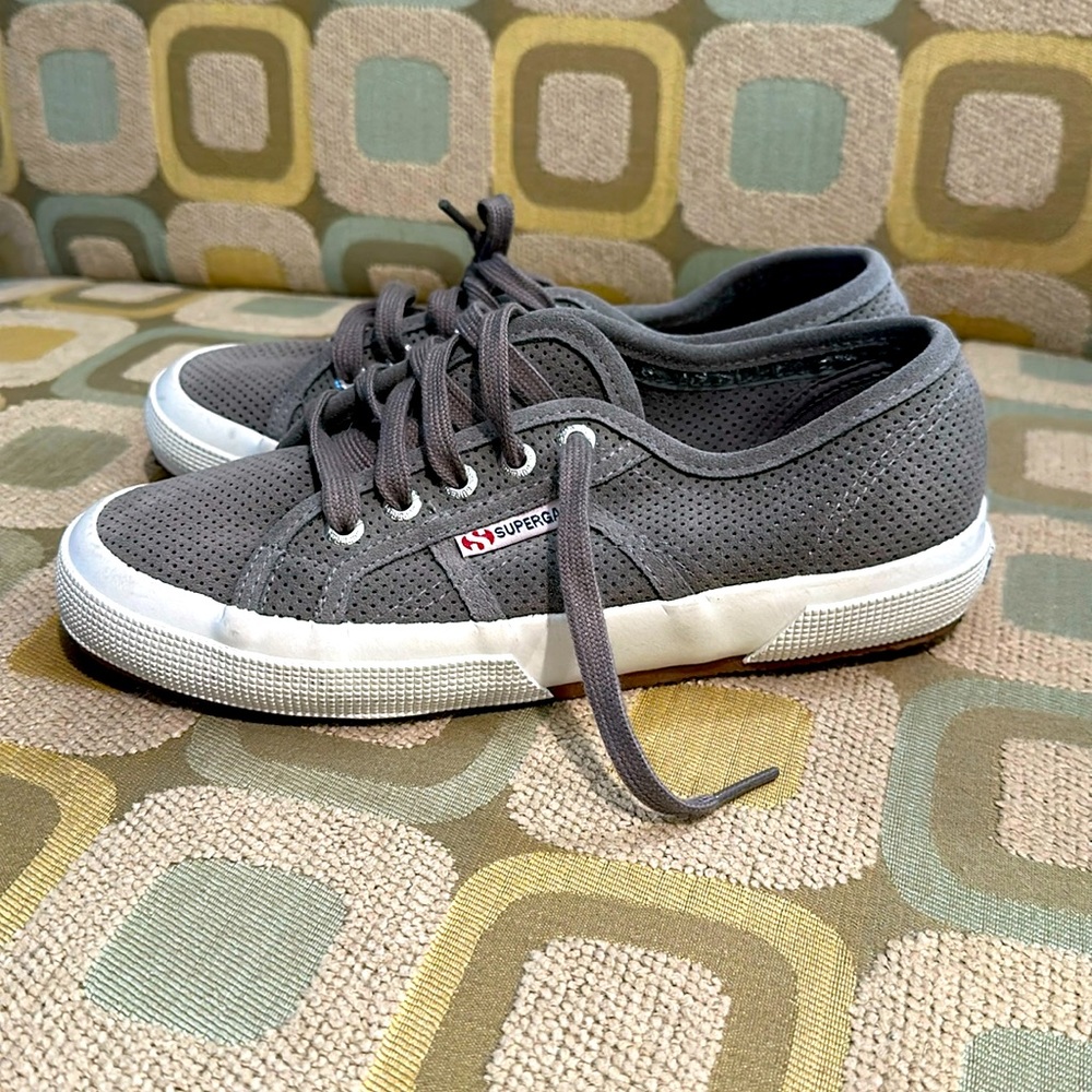Superga women’s size 7 grey suede sneakers